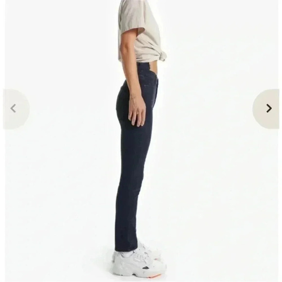 MOTHER Superior The Dazzler Shift Jeans - Picture 3 of 16